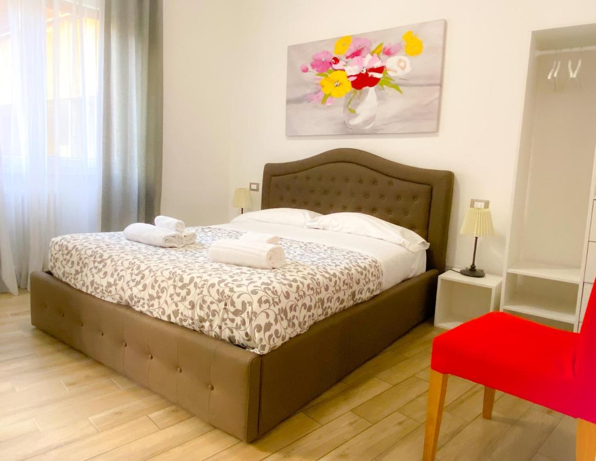 Butterfly Suite Рим Екстер'єр фото